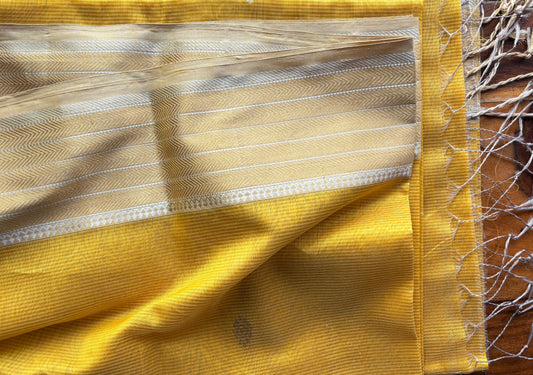 Golden Dawn Maheshwari Saree