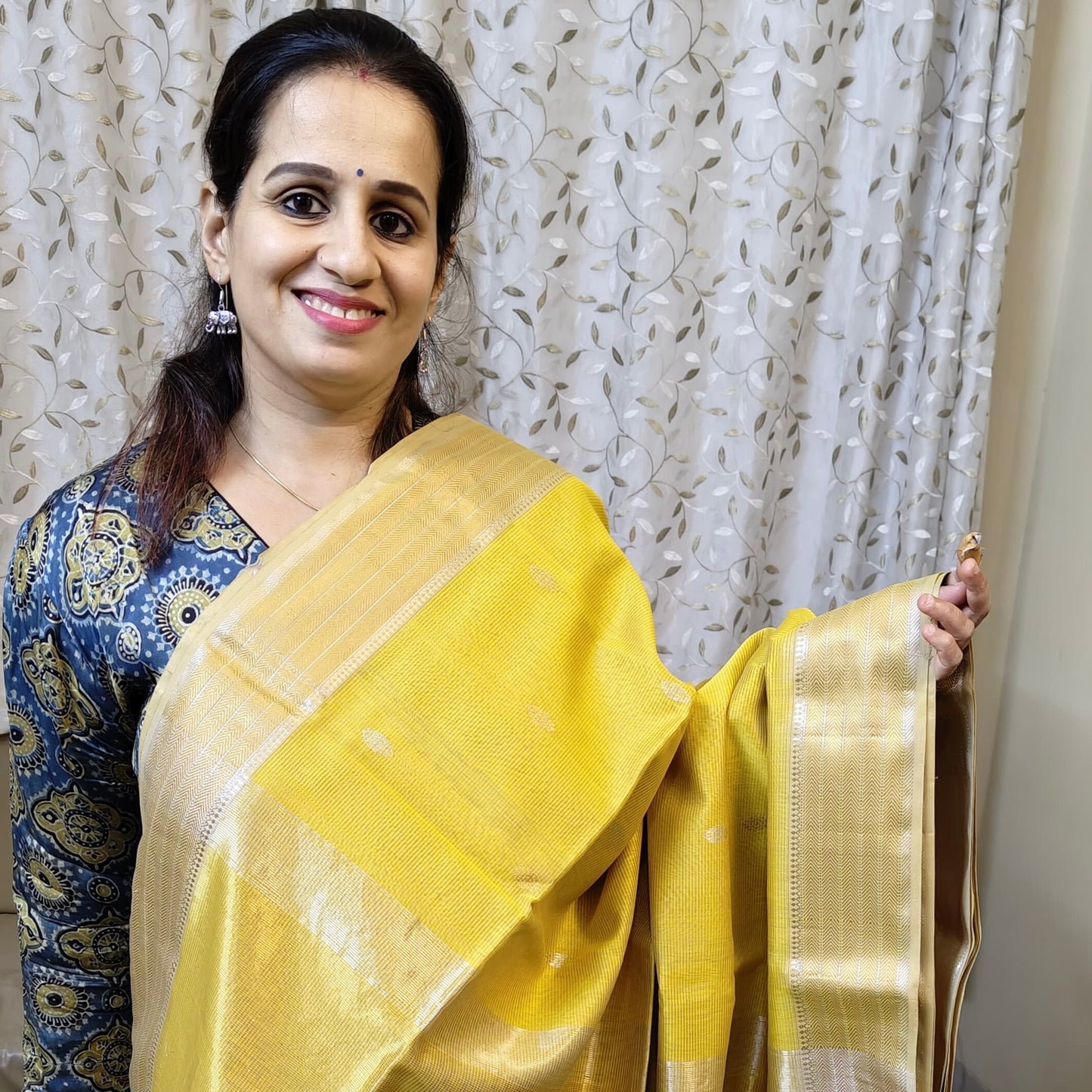 Golden Dawn Maheshwari Saree