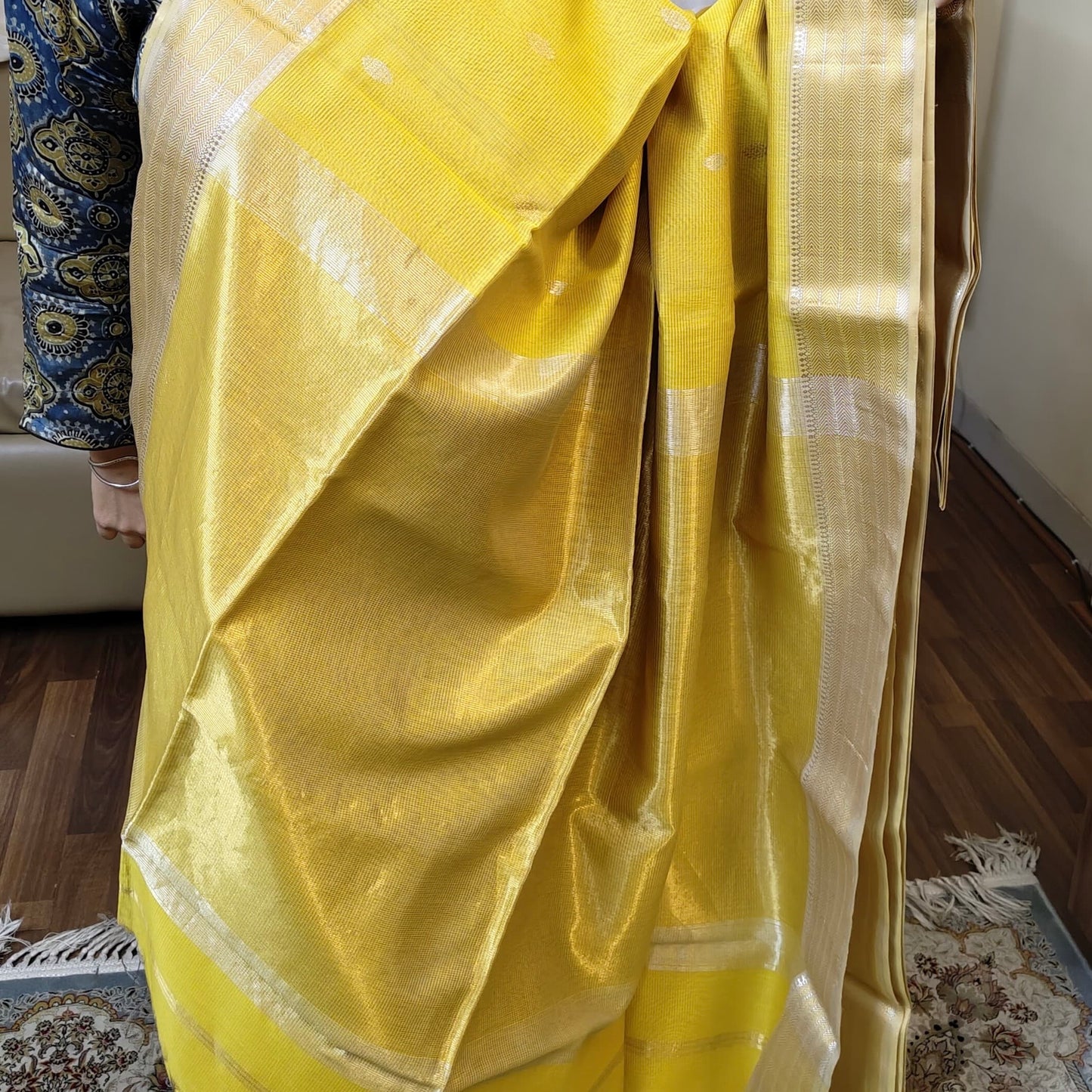 Golden Dawn Maheshwari Saree