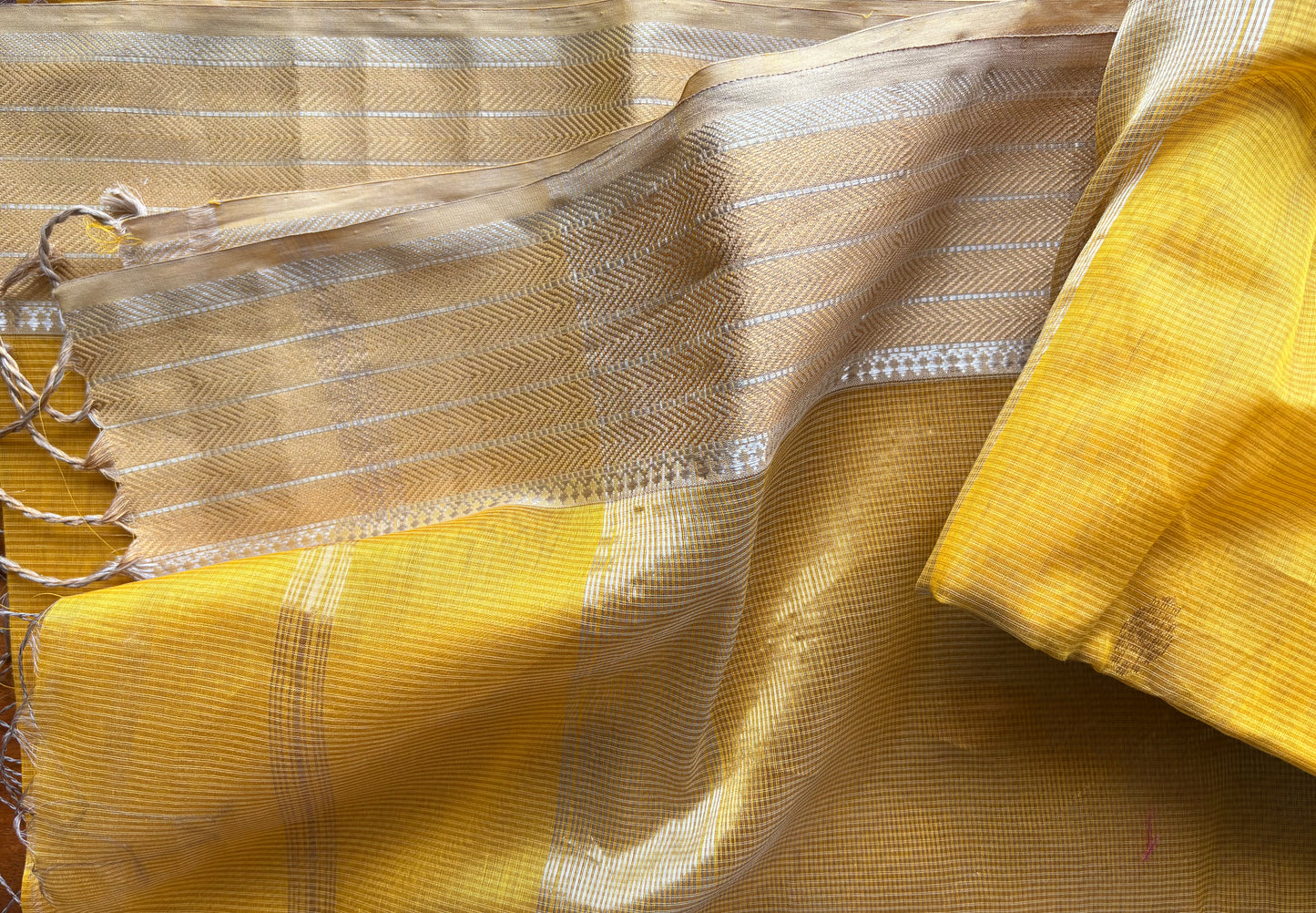Golden Dawn Maheshwari Saree