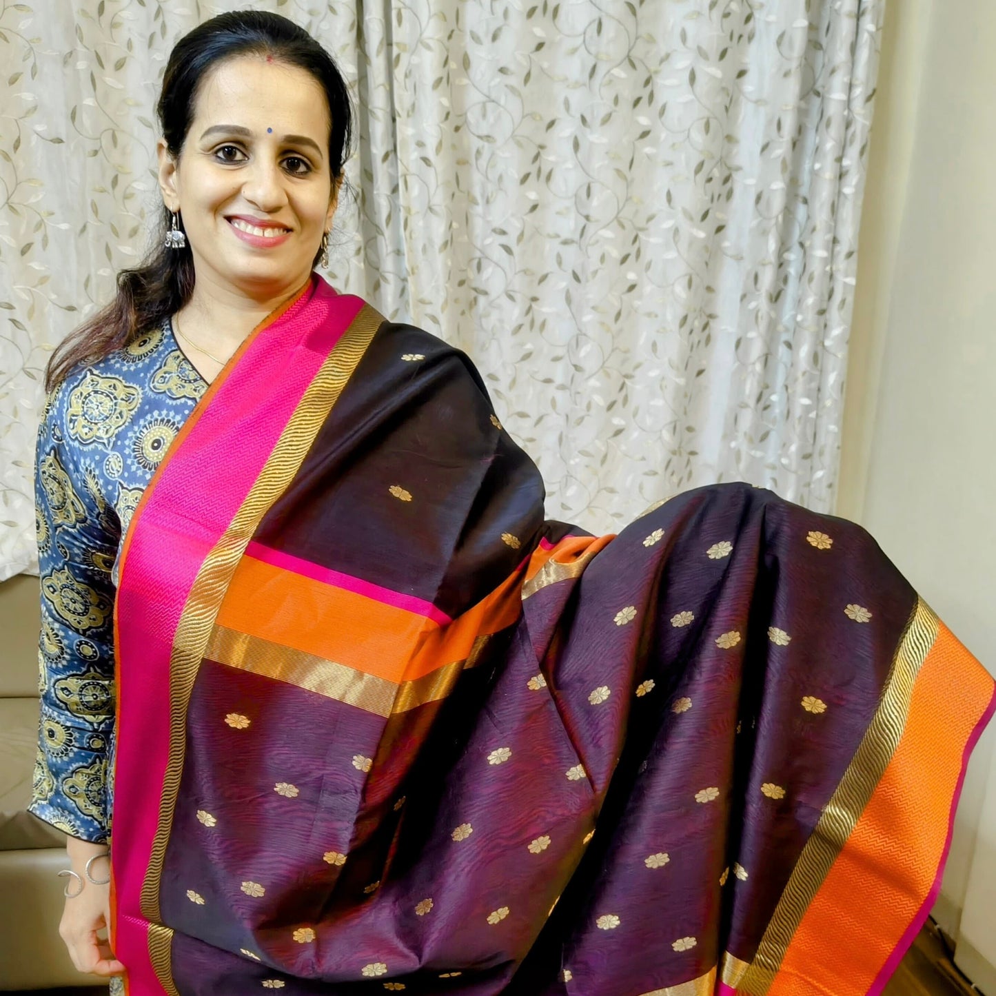 Midnight Allure Maheshwari Saree